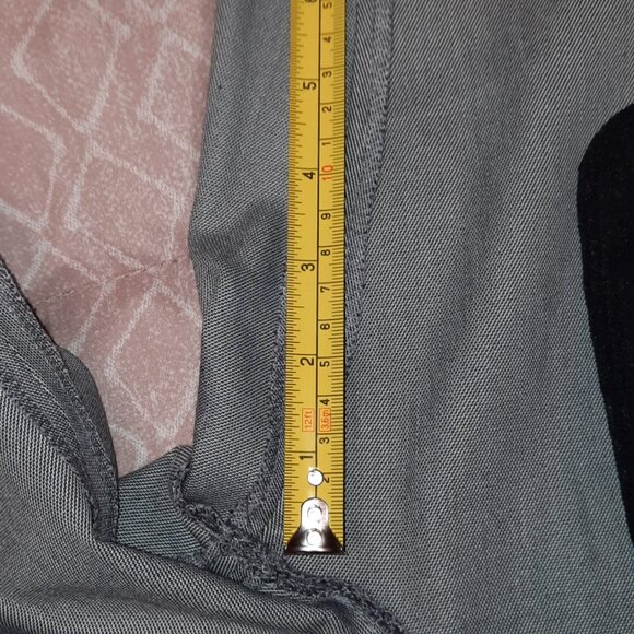 Express Light Gray Women's Trousers [Altered Inseam] - Picture 8 of 17